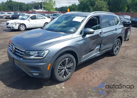2019 Volkswagen Tiguan 2.0T Se/2.0T Sel/2.0T Sel R-Line/2.0T Sel R-Line Black from USA, damaged, VIN 3VV2B7AX6KM063323